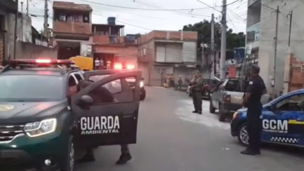 Vítima feita de refém é libertada pela GCM em Itaquaquecetuba; um dos suspeitos foi preso