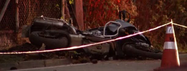 Motociclista morre após colidir com caminhão na Mogi-Salesópolis
