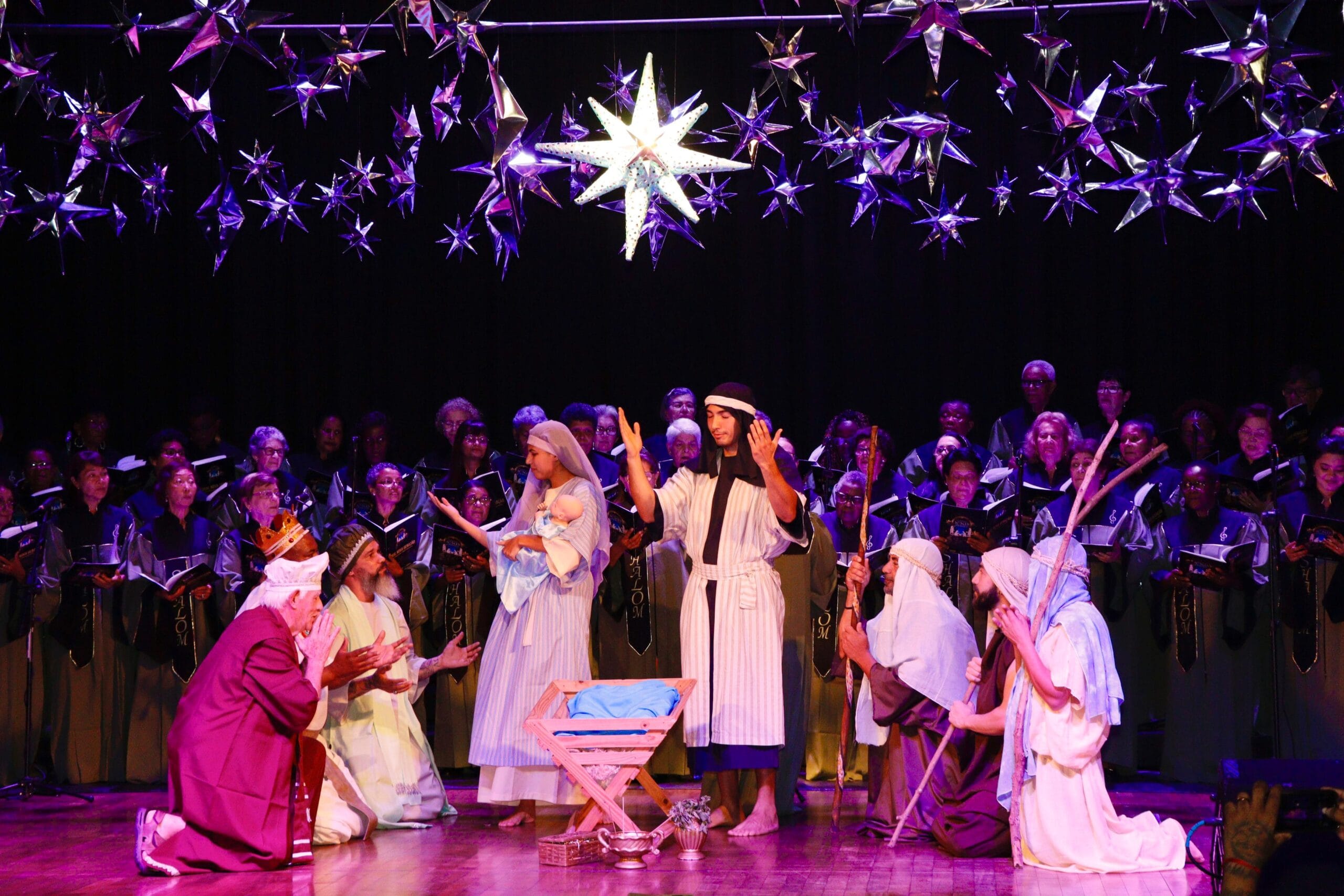 Suzano terá Cantata de Natal no Teatro Armando de Ré nesta sexta-feira (13)
