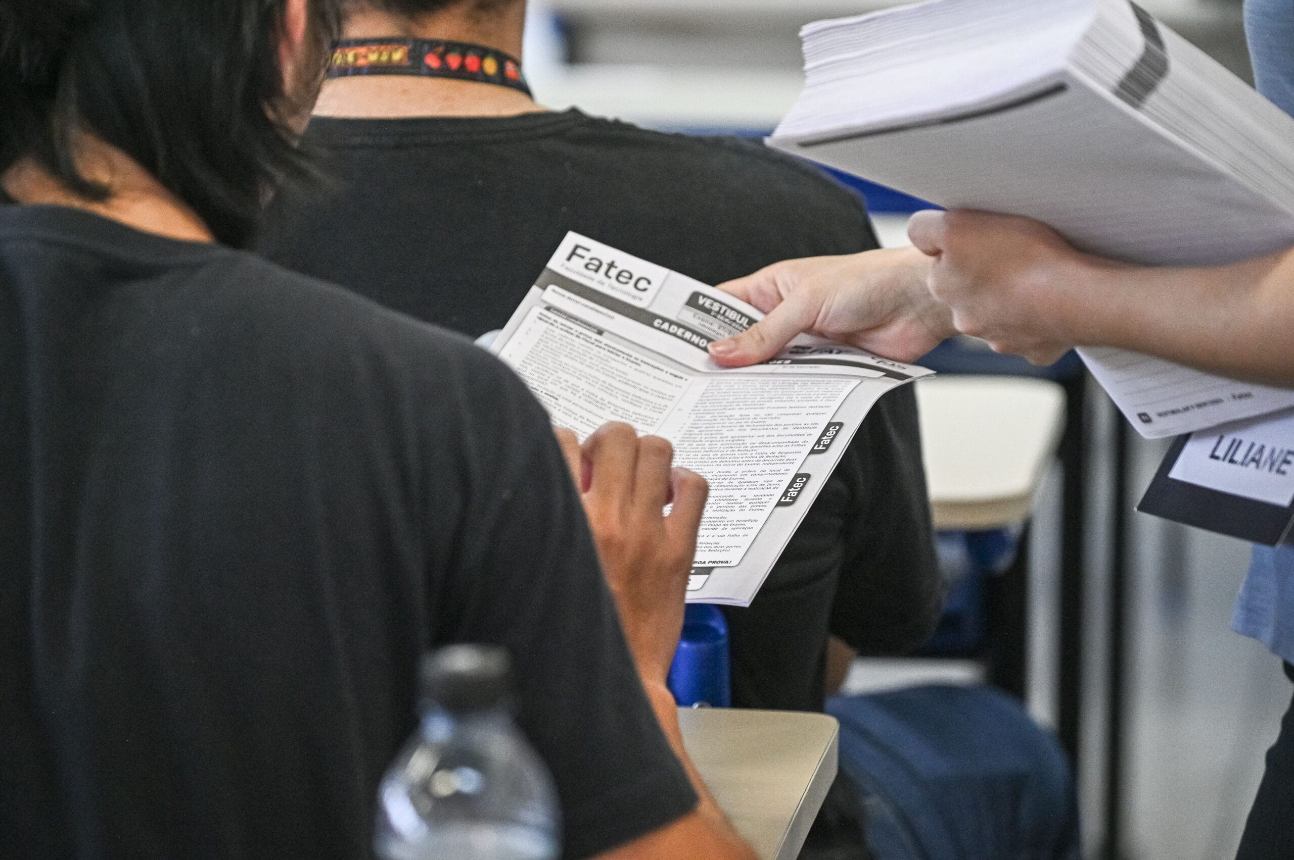 Candidatos fazem prova do Vestibular das Fatecs no domingo (12)