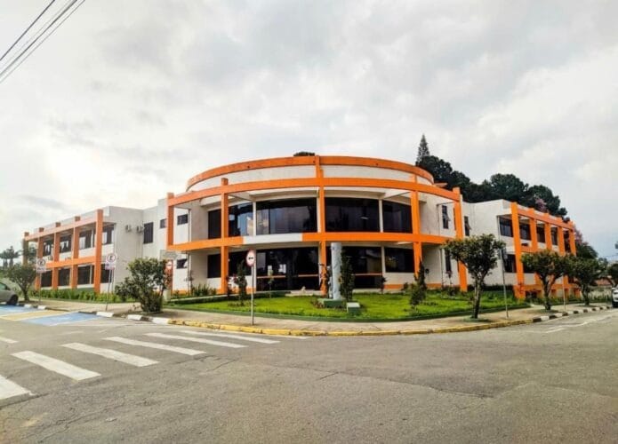 Prefeitura de Ferraz de Vasconcelos é invadida e tem objetos furtados durante a madrugada