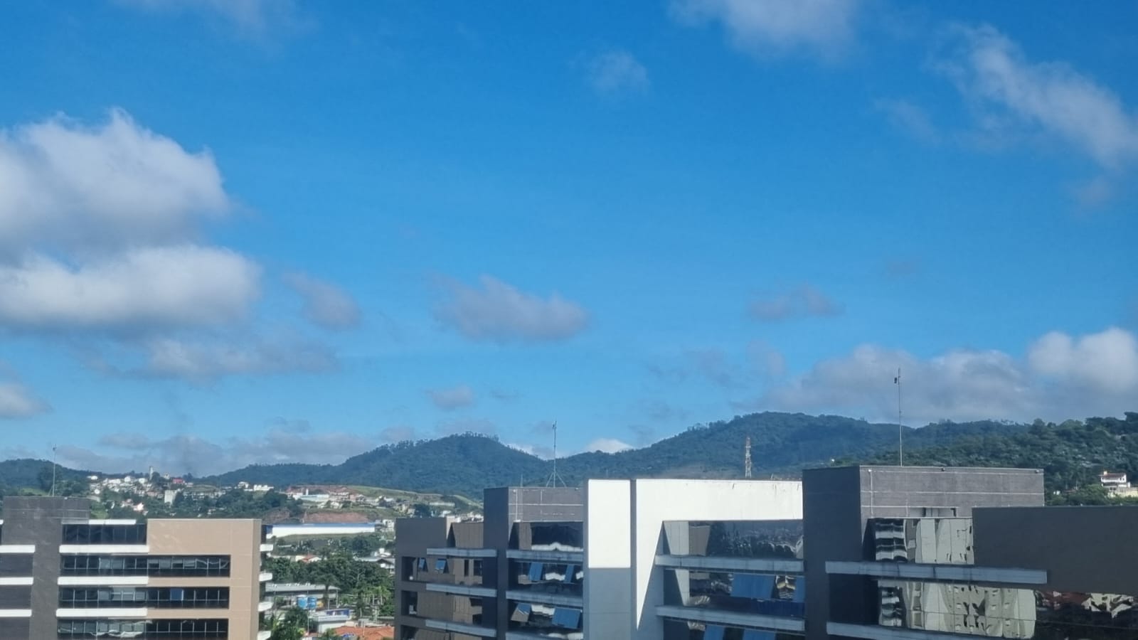 Mogi deve ter outra semana com pouca mudança no clima, aponta previsão