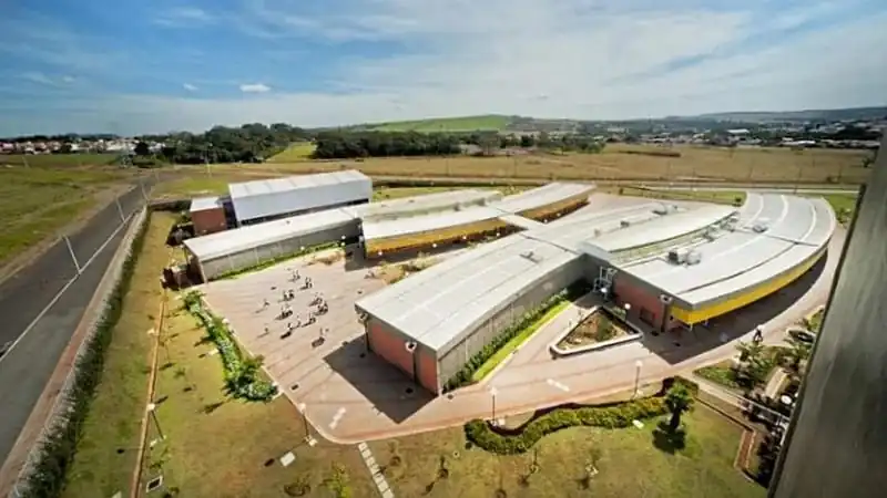 Professores do Sesi-SP iniciam greve por aumento e ganho em benefícios