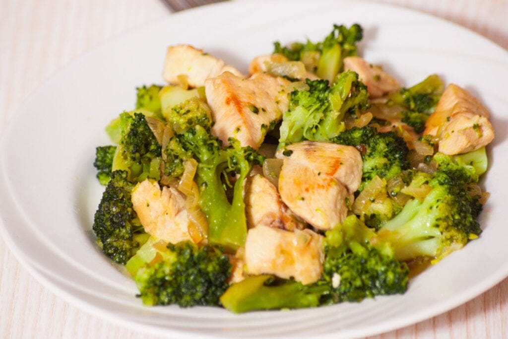 6 receitas com filé de frango para o almoço