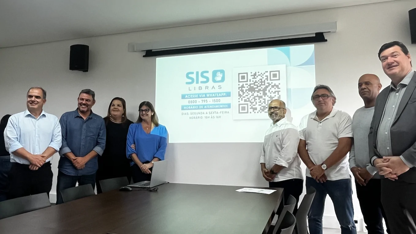 Mogi amplia acessibilidade com agendamento médico em libras