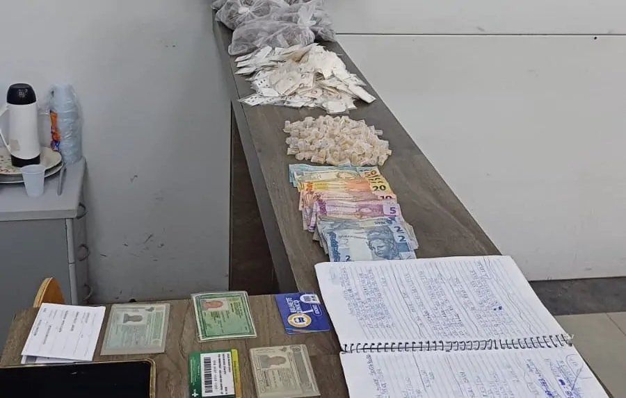 Homem é preso com quase 2 kg de drogas em Guararema