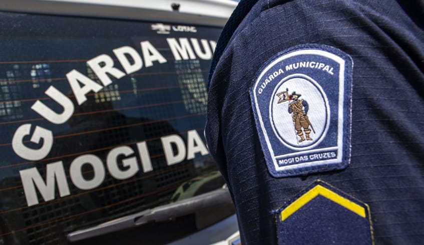 Homem é preso suspeito de tráfico de drogas na Vila Cecília, em Mogi