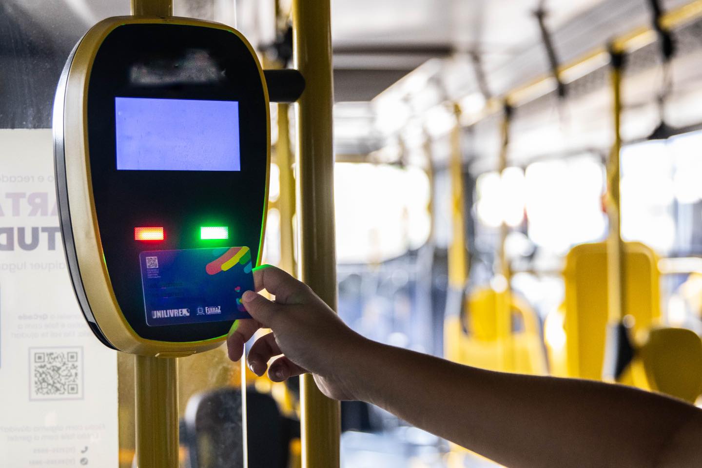 Ferraz abre inscrições para gratuidade no transporte público de universitários