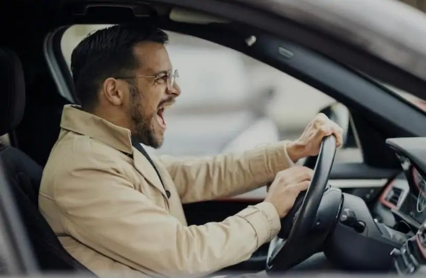 Reclamar demais afeta a saúde mental de quem fala e de quem ouve, alerta psicóloga