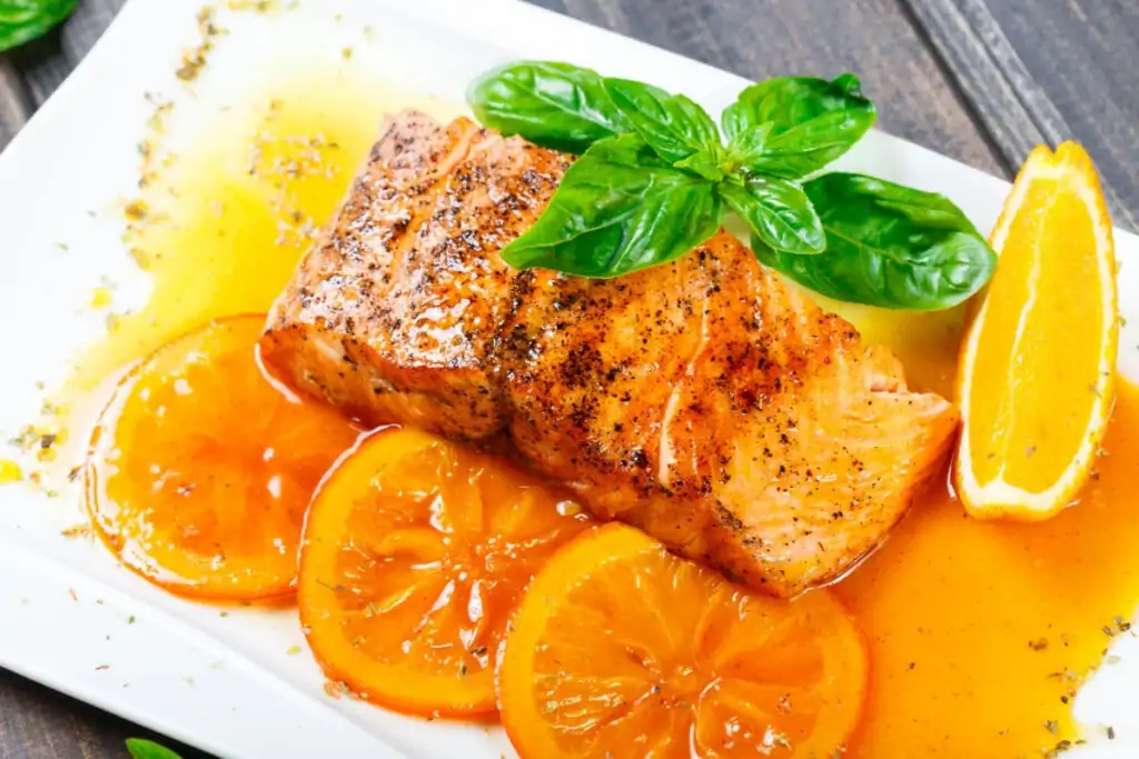 7 receitas saudáveis e práticas com salmão