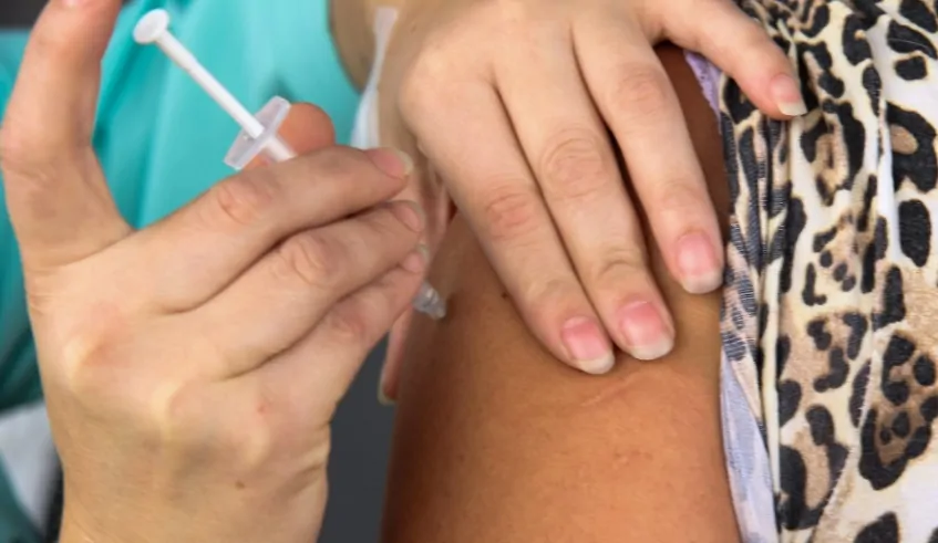 Mogi intensifica a vacinação contra o HPV para jovens entre 9 e 19 anos