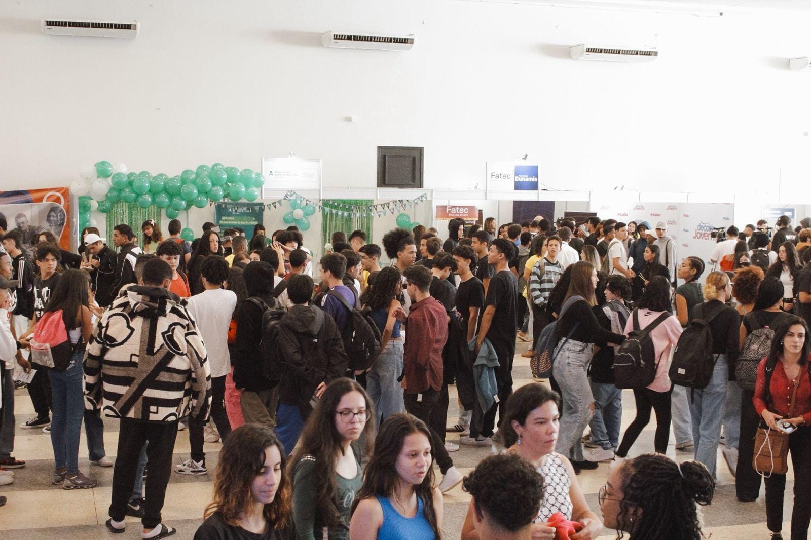 4ª edição do Decola Jovem, maior feira estudantil do Alto Tietê, acontece em Mogi