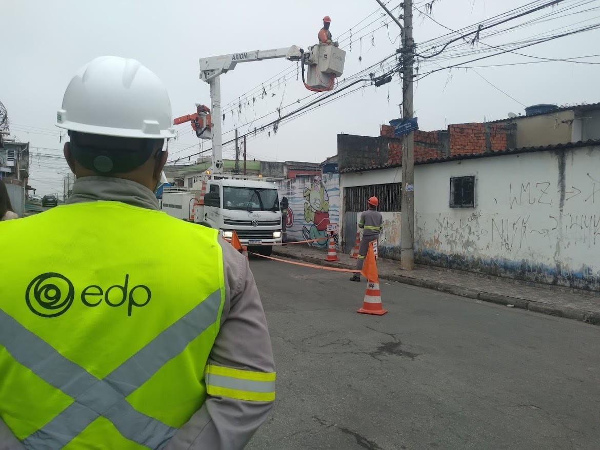 Pipas causaram problemas no fornecimento de energia de 118 mil clientes no Alto Tietê, diz EDP