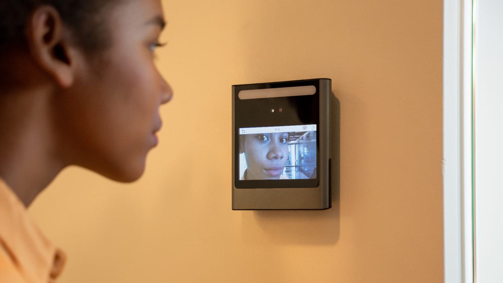 Padrão Serviços investe em inteligência artificial para reforçar segurança e garantir bem-estar aos moradores de condomínios residenciais
