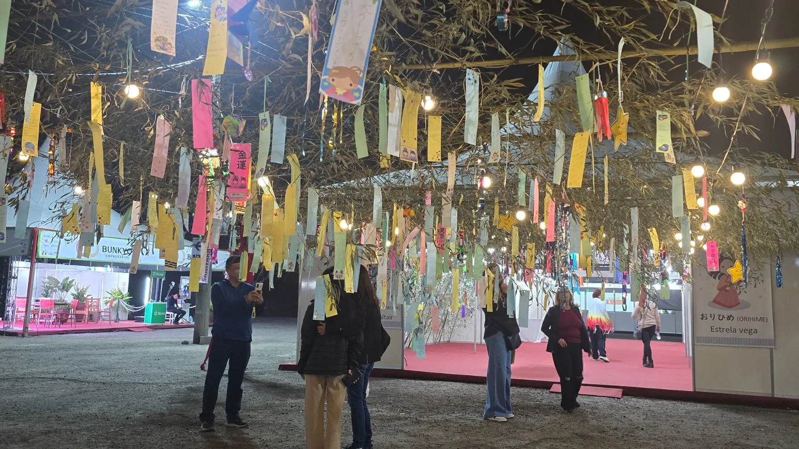 Cosplay, taikô e ilusionismo agitam o último dia do Tanabata em Mogi das Cruzes