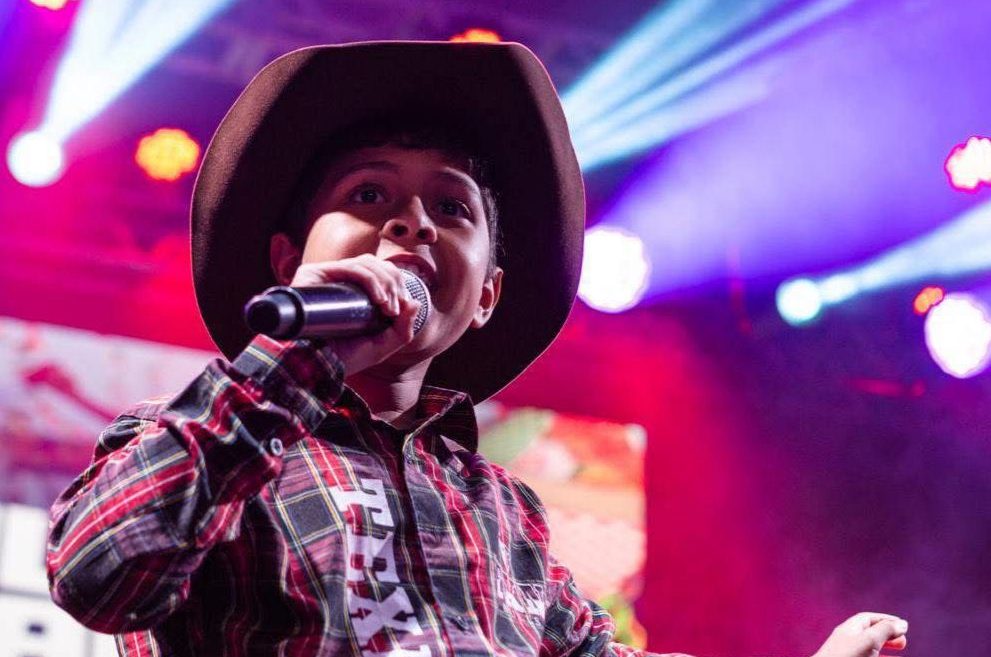 Cantor mirim de Itaquá irá se apresentar na Festa de Peão de Barretos