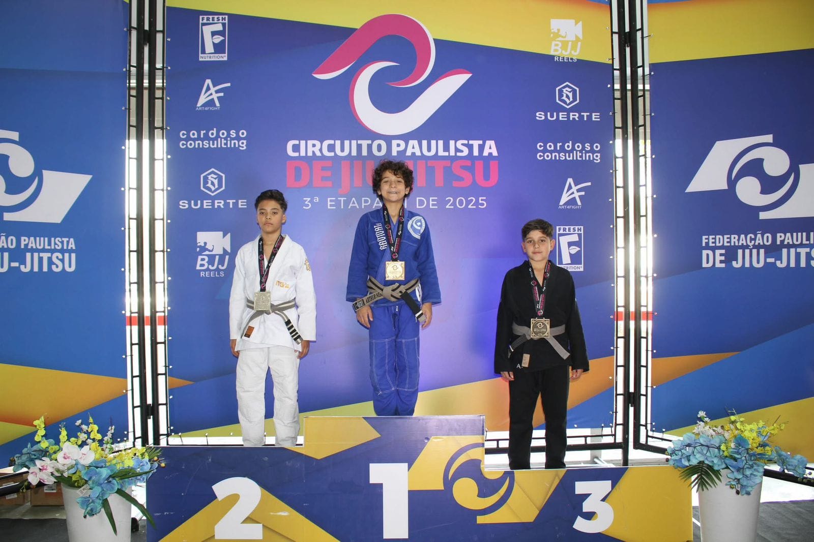 Família de Itaquá fortalece laços no tatame e celebra nova conquista no jiu-jítsu