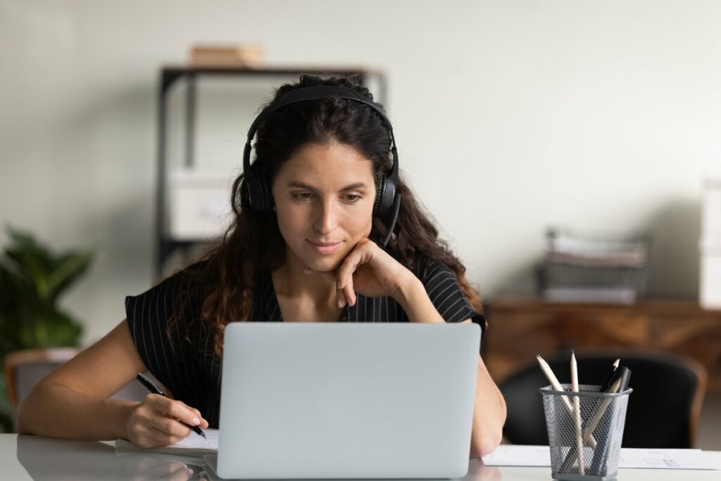 7 hábitos simples para fortalecer a saúde mental e cerebral