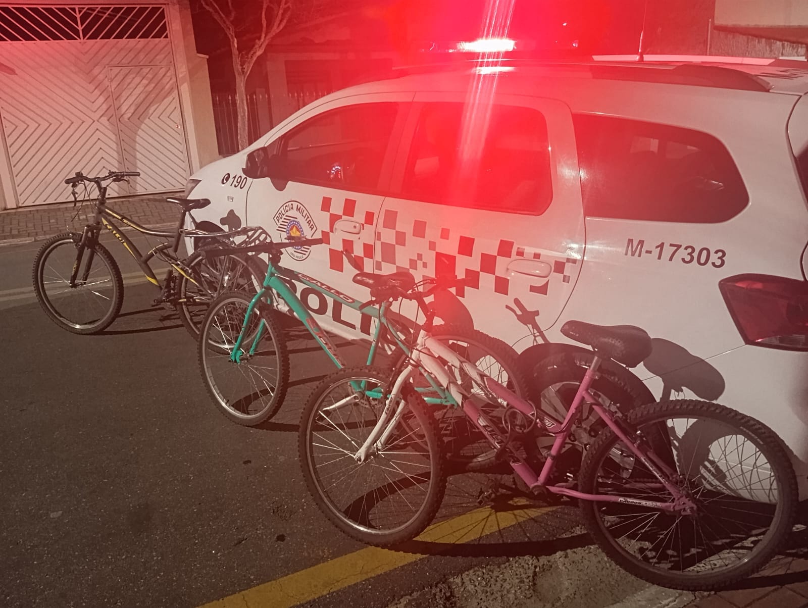 Dois homens são presos após furtarem bicicletas em Guararema