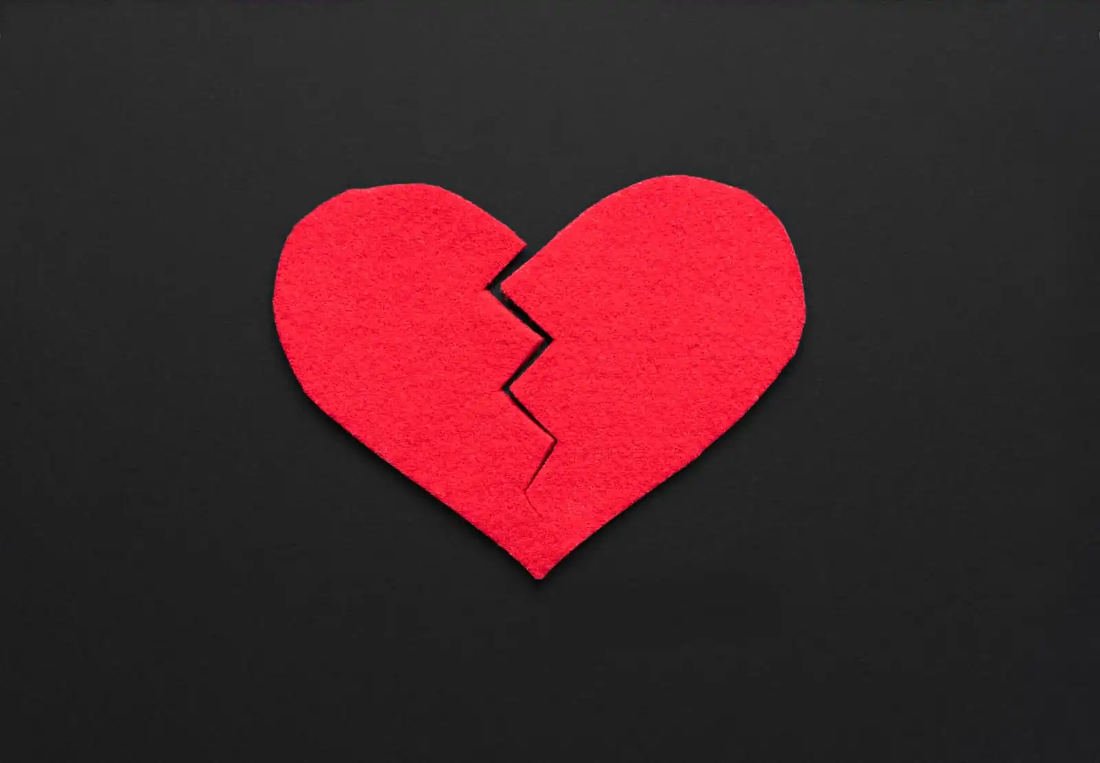 Destruindo corações de famílias