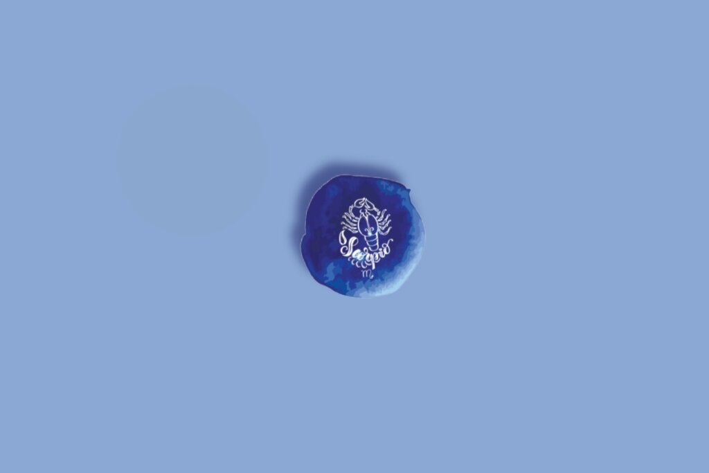 Ilustração do signo de escorpião em um círculo com fundo azul e branco com estrelas