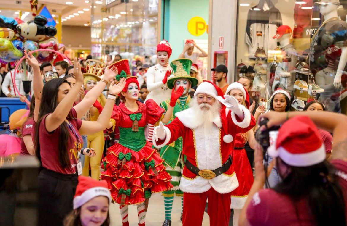 Programação natalina em Suzano começa com Papai Noel, teatro e coral neste domingo (9)