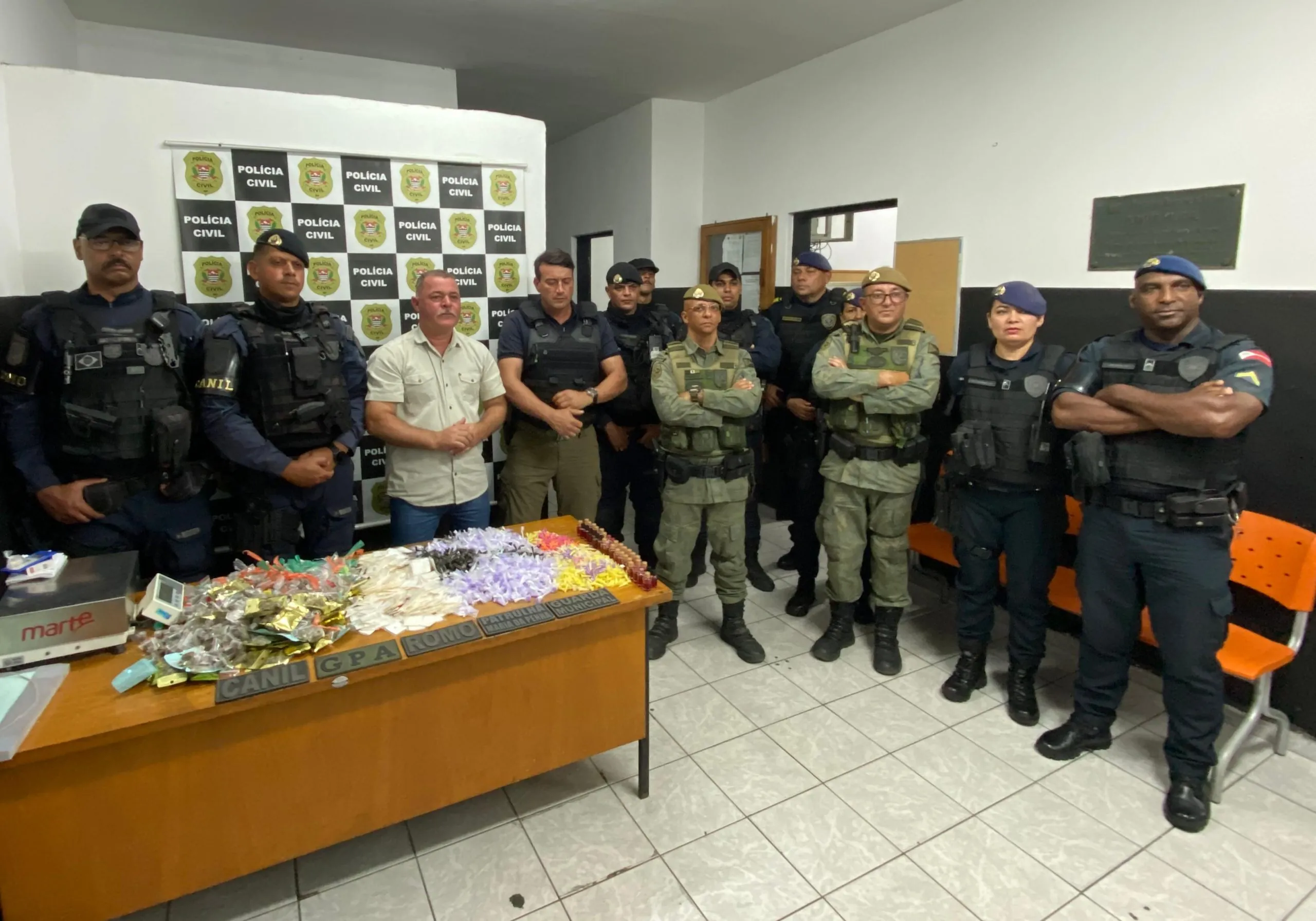 Operação em Suzano resulta em duas prisões por tráfico e 7,6 kg de drogas apreendidas