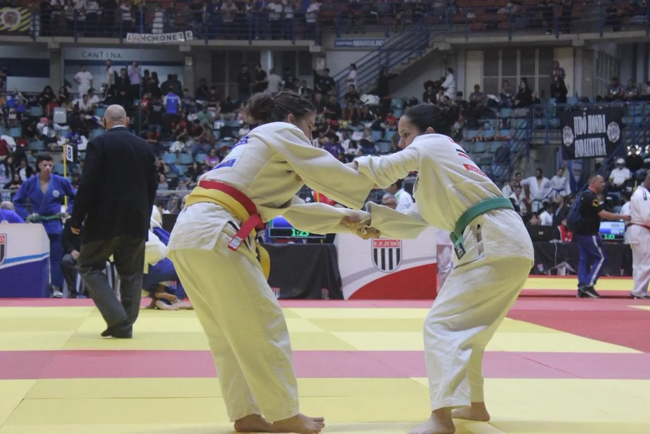 Judô Itaquá é bicampeão no Campeonato Paulista 2025