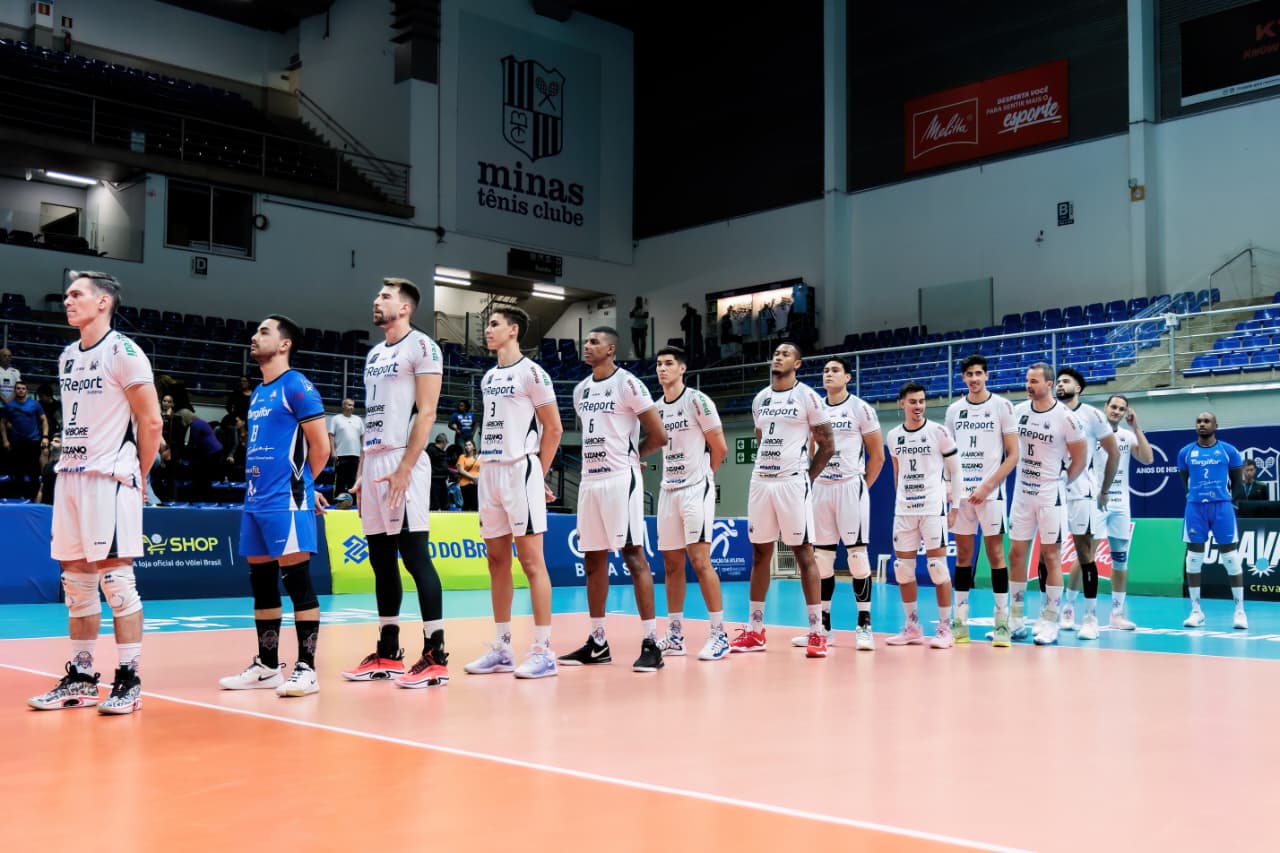 Suzano Vôlei enfrenta o Sada Cruzeiro neste sábado (22)