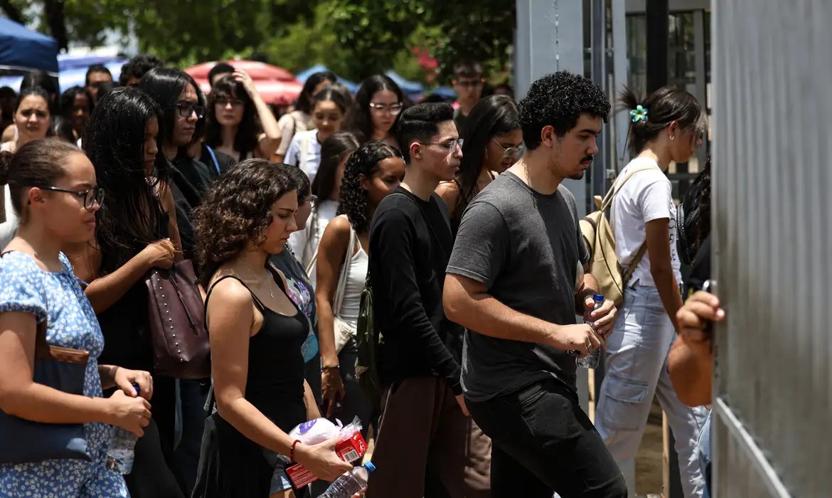 Pedido de reaplicação das provas do Enem começa hoje; veja como solicitar