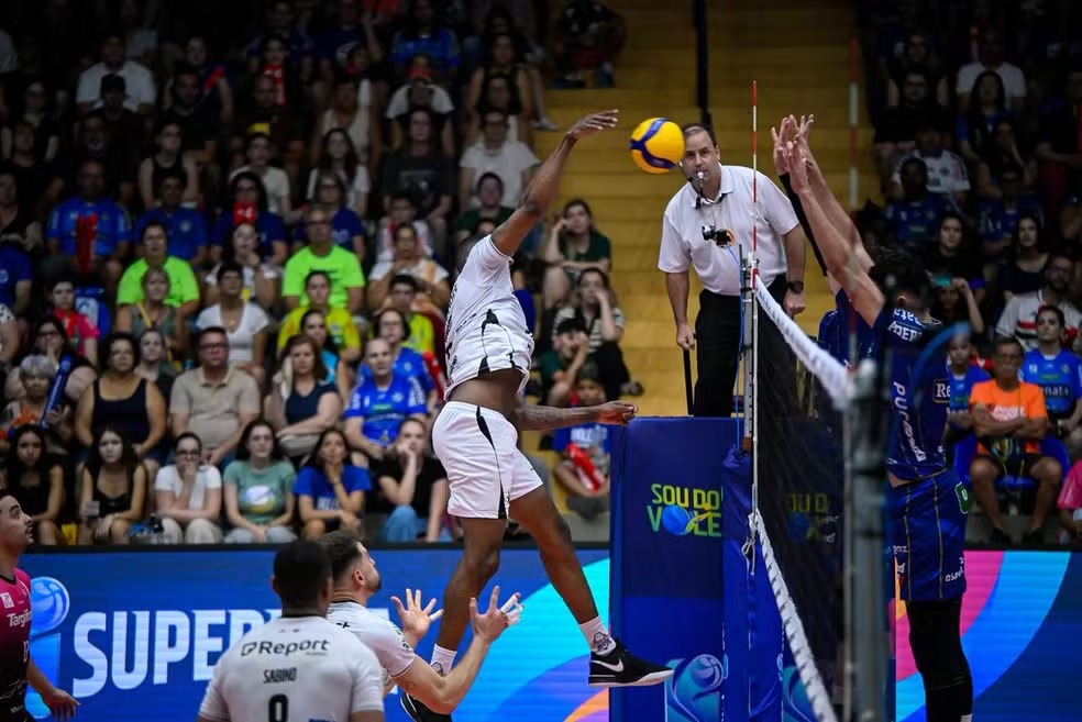 Suzano Vôlei perde para o Renata por 3 sets a 0 em jogo fora de casa