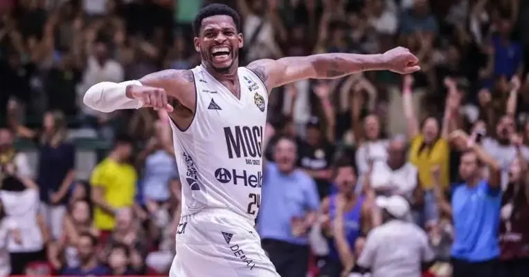 Mogi Basquete presta homenagem a Shamell Stallworth nesta segunda-feira (29)