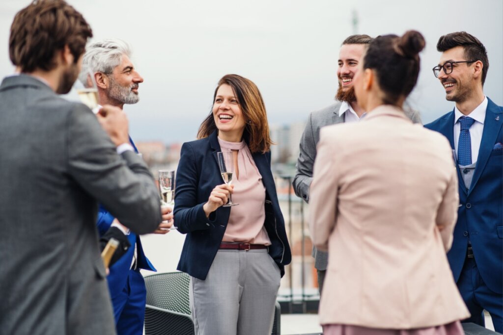 Festa de fim de ano na empresa: 7 dicas para torná-la inclusiva e saudável