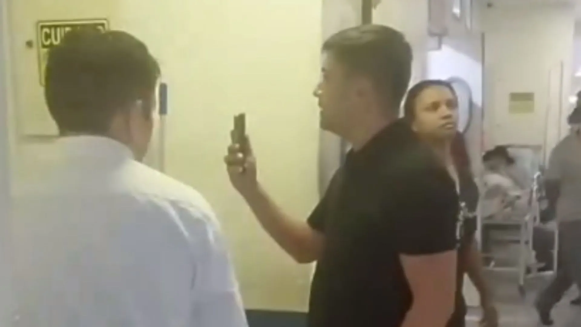 Desentendimento entre Lintz e enfermeiro gera tumulto na Santa Casa de Mogi das Cruzes; veja vídeo