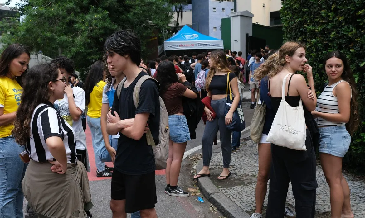 Pé-de-Meia Licenciaturas abre pré-inscrições nesta terça-feira; veja como participar