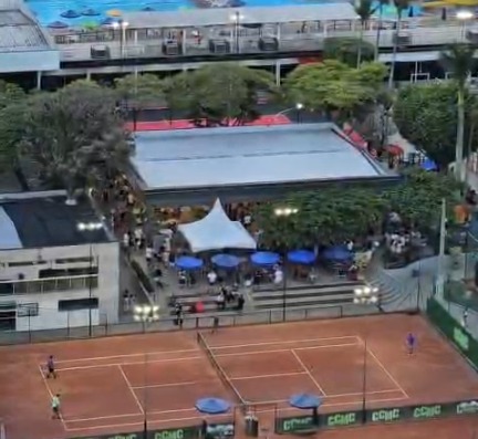 Som alto em clube volta a incomodar moradores do Parque Monte Líbano, em Mogi