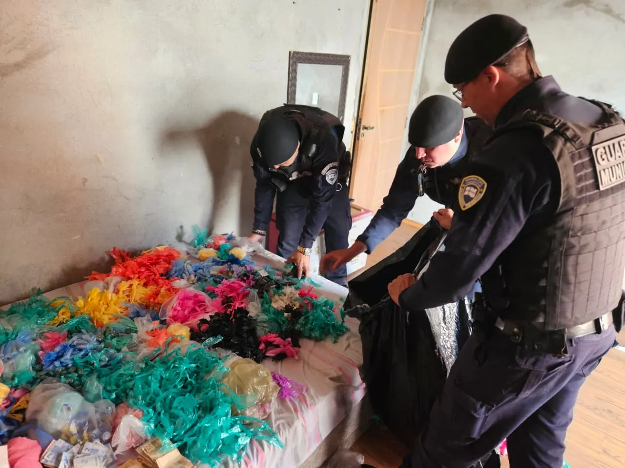 GCM de Itaquaquecetuba apreende 12 mil porções de drogas em operação