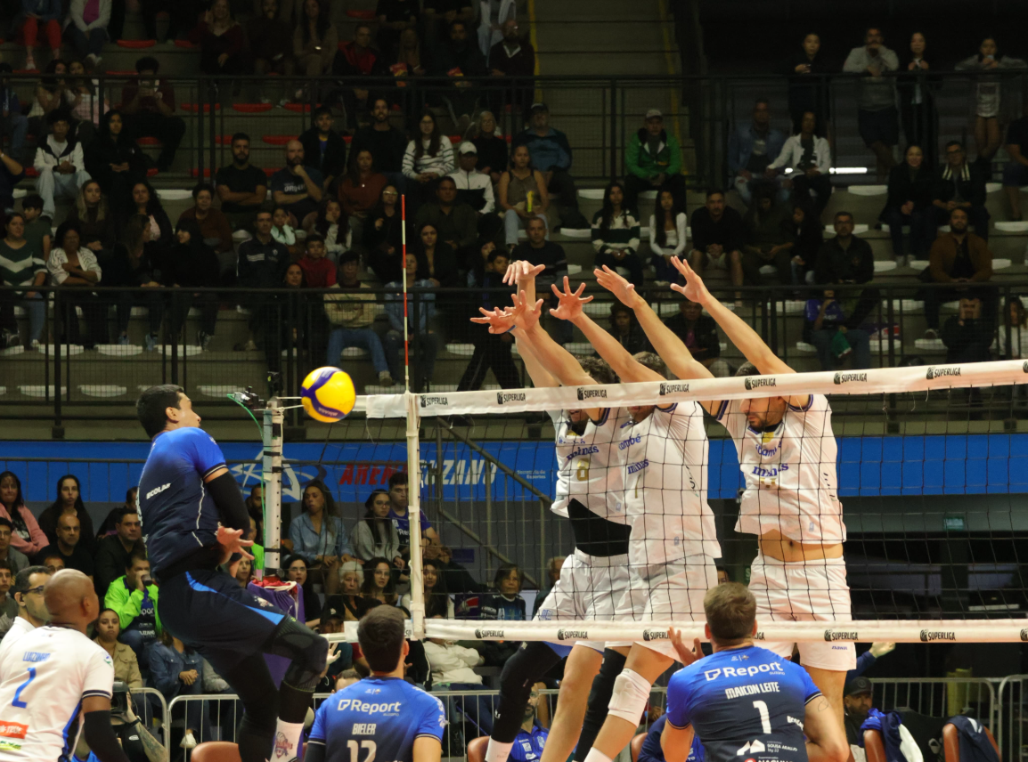 Suzano vence Itambé Minas em casa e vai para o 3º jogo nas quartas de final da Superliga 