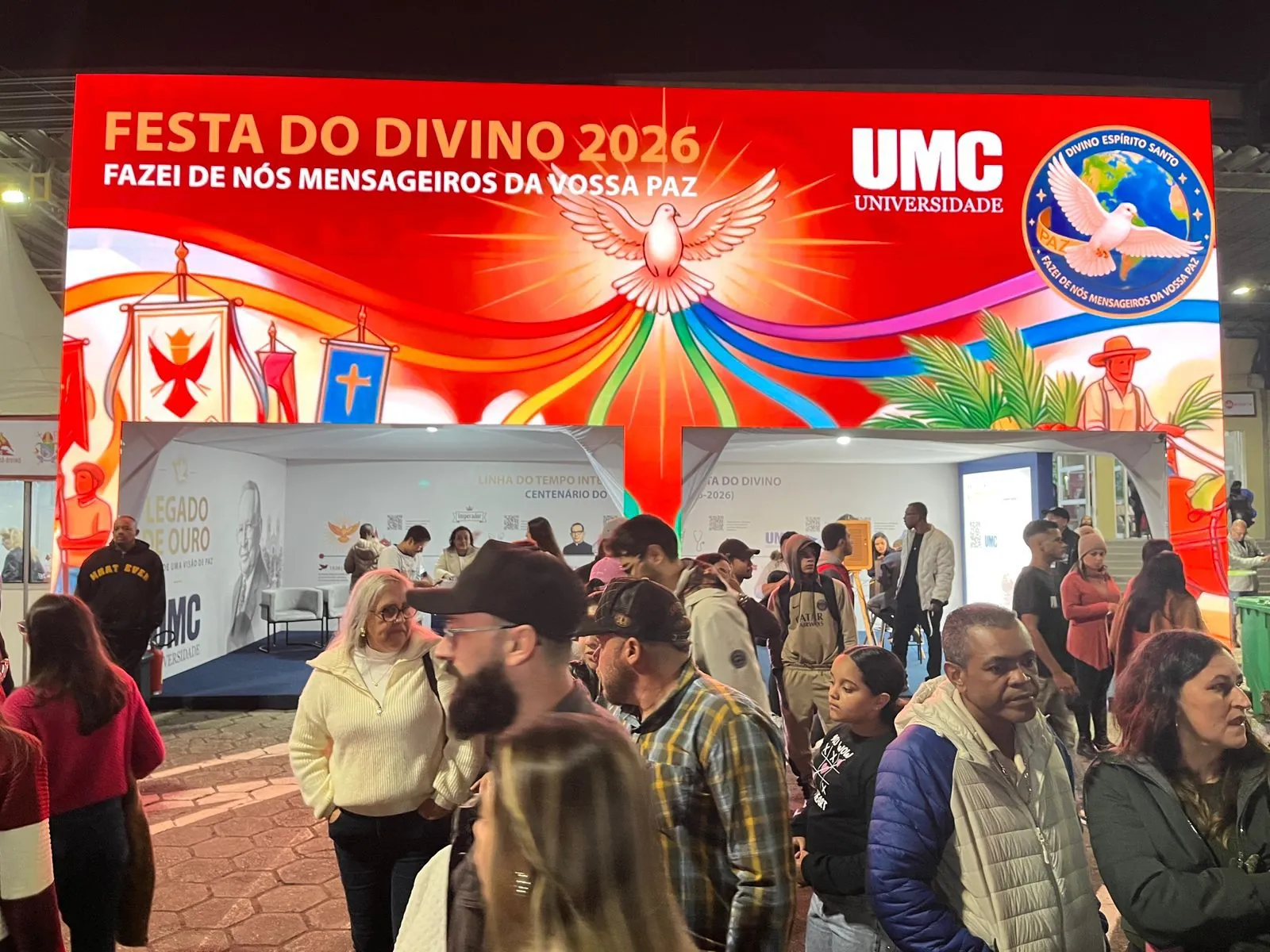 Com Inteligência Artificial, UMC leva voz do Padre Melo e painel interativo à Festa do Divino