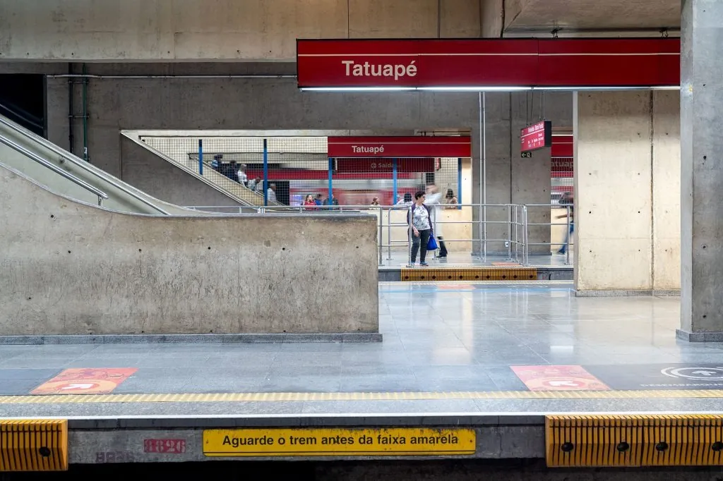 Gate recolhe granada encontrada nos trilhos da estação Tatuapé da CPTM