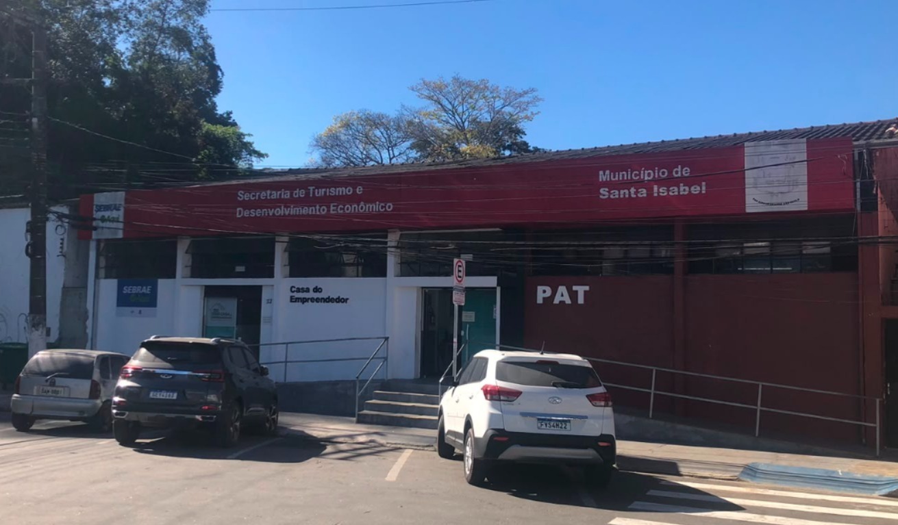 Santa Isabel abre inscrições para cursos de manicure e pedicure, maquiagem e design de sobrancelhas