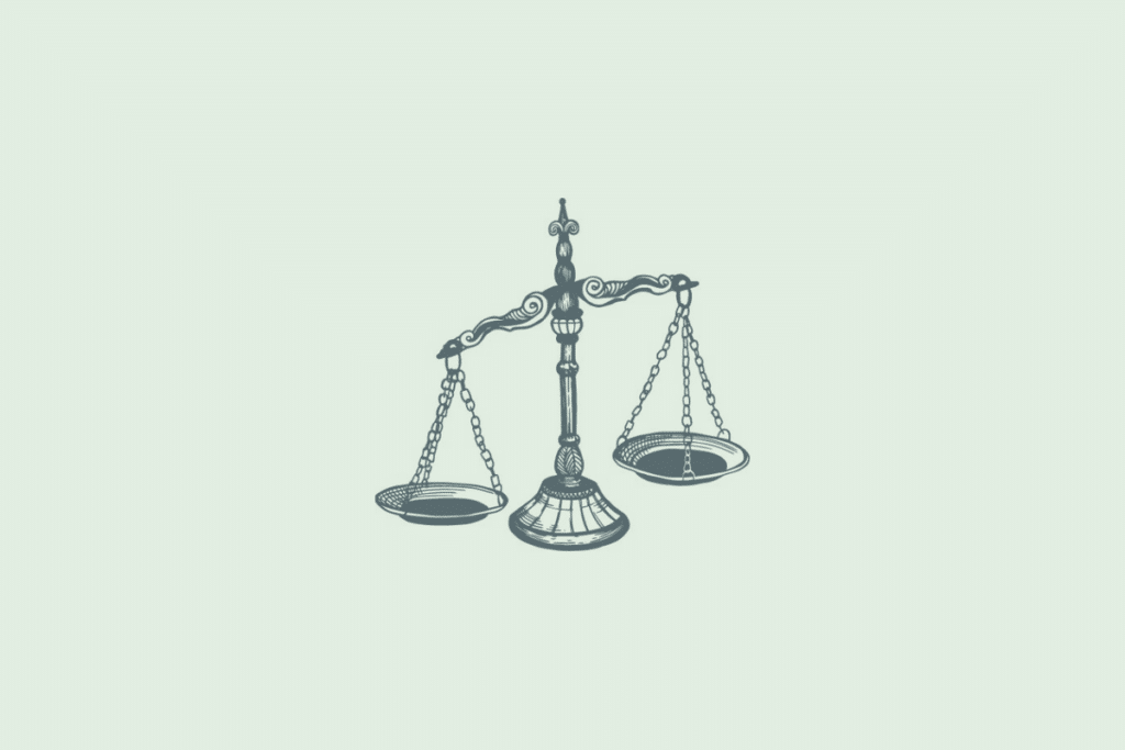 Ilustração em traço de uma balança antiga e ornamentada com dois pratos pendurados por correntes, representando o signo de Libra, sobre fundo verde-claro.
