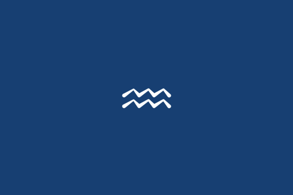 Símbolo do signo de Aquário, em branco, composto por duas linhas horizontais paralelas em formato de zigue-zague, com traços angulares repetidos. O fundo é azul-marinho uniforme.
