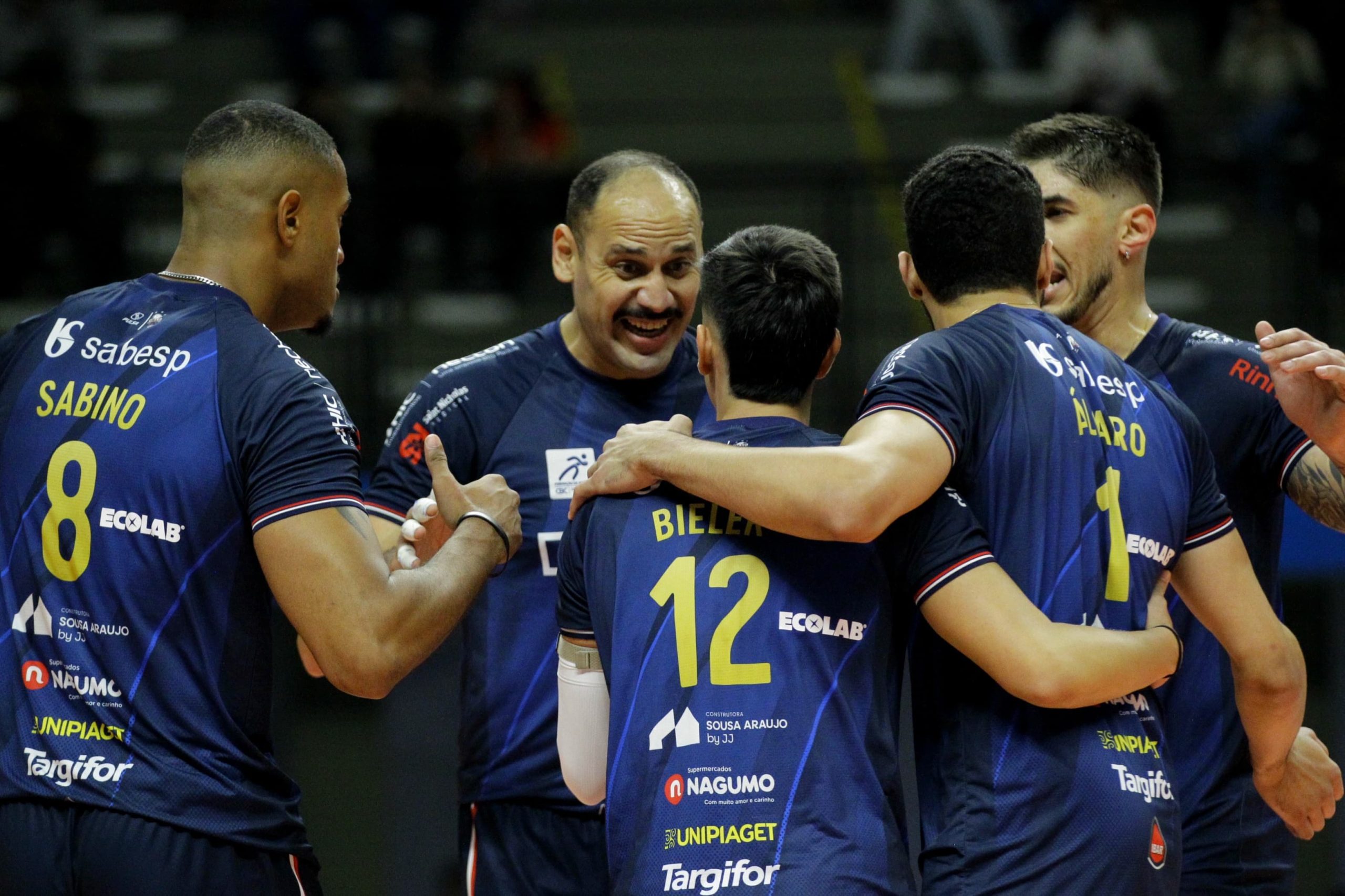 Suzano vence o Viapol Vôlei e abre vantagem na semifinal do Paulista
