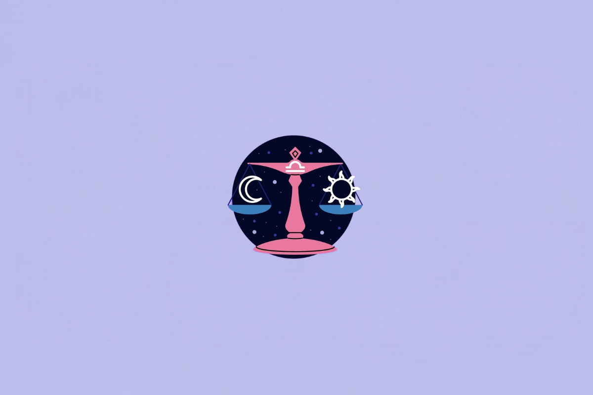 Ilustração do signo de Libra, representado por uma balança estilizada, com estrutura rosa e dois pratos azuis. No prato esquerdo há uma lua branca e, no direito, um sol branco. O símbolo de Libra aparece na parte superior da balança. Ao fundo há um círculo azul-marinho com pequenos pontos semelhantes a estrelas. Em fundo roxo-claro.